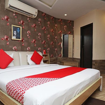 OYO 28439 Skylark Hotel Diamond Harbour Eksteriør bilde